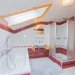 Amosergut Apartmán *